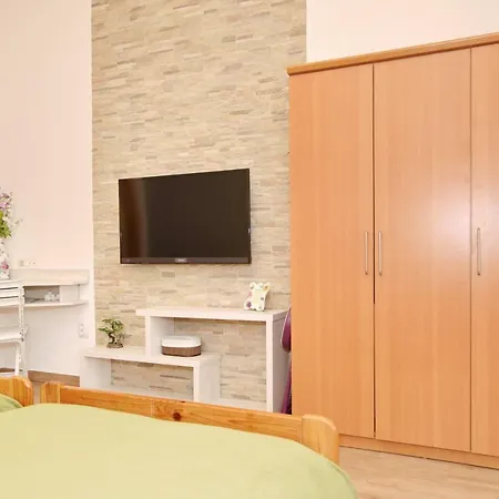 Close To The - Borik * Zadar