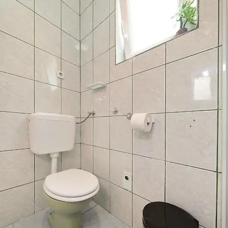 Apartment Close To The - Borik Zadar